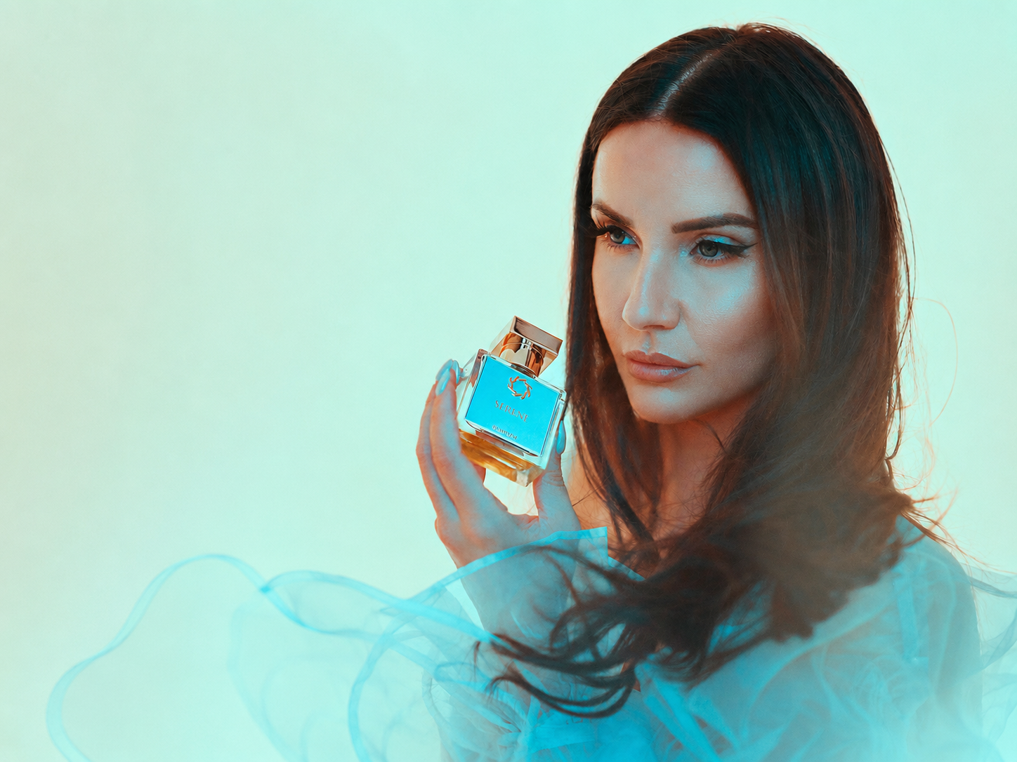 Crafted Beyond
Fragrance.